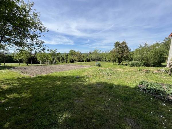 Maison 103 740 € Nozières 5 p 137 m² DPE E