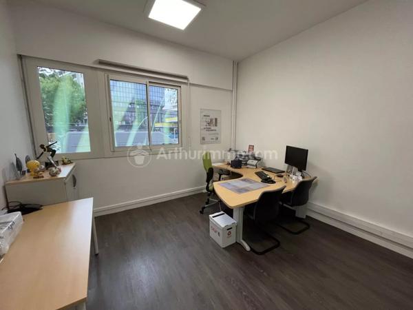 Location Bureau 190 m2 à Clermont-Ferrand