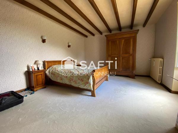 MAISON ANCIENNE EN PIERRES  3 CHAMBRES CADRE VERDOYANT GRANDE DEPENDANCE ATTENANTE 75 M²