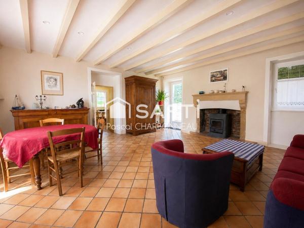 MAISON ANCIENNE EN PIERRES  3 CHAMBRES CADRE VERDOYANT GRANDE DEPENDANCE ATTENANTE 75 M²