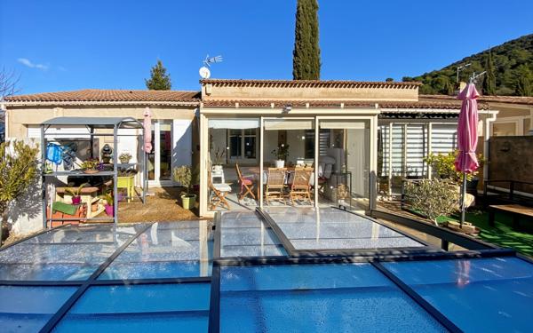 Maison à vendre    4 pièces •  Oraison