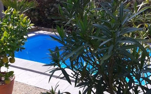 Maison à vendre    4 pièces •  Oraison