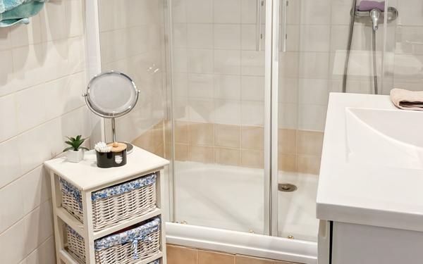 Maison à vendre    4 pièces •  Oraison