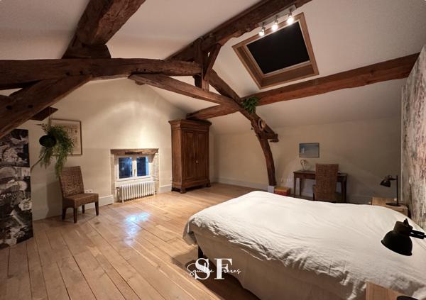 Maison 12 pièce(s) 6 chambre(s) 600 m²