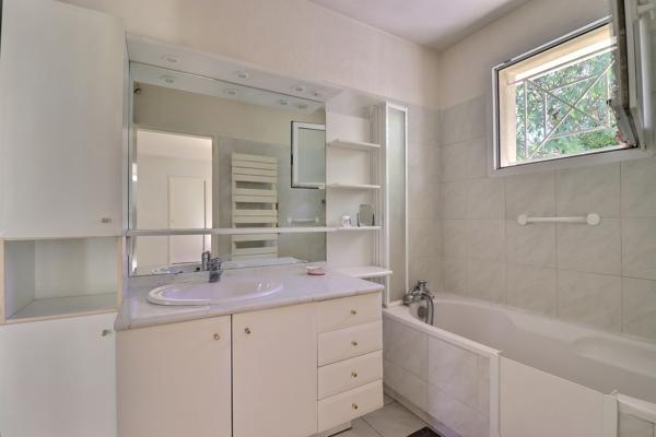 Maison d'architecte - 3 chambres avec suite parentale RDC Détails des diagnostics énergétiques