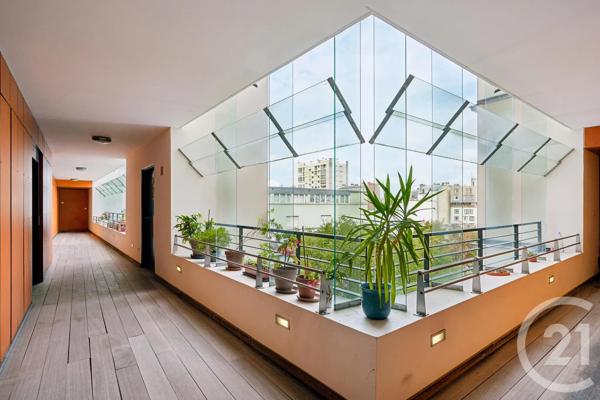 Appartement F4 à vendre  4 pièces - 94,28 m 2   PARIS  - 75019