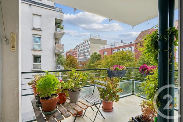 Appartement F4 à vendre  4 pièces - 94,28 m 2   PARIS  - 75019