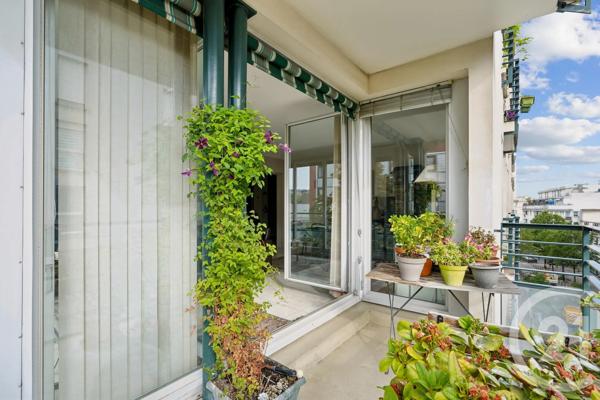 Appartement F4 à vendre  4 pièces - 94,28 m 2   PARIS  - 75019