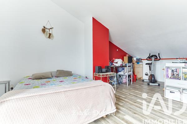 Maison à vendre 4 pièces 95 m² Voisins-le-Bretonneux