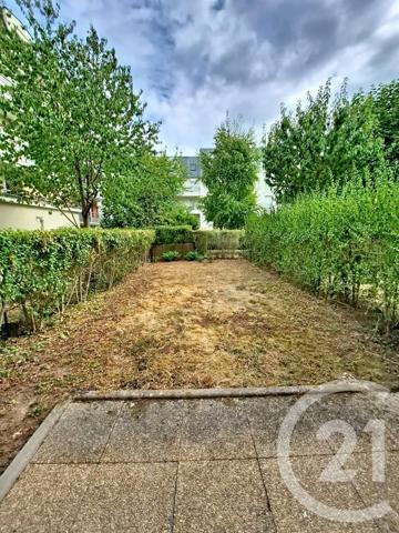 Appartement F1 à vendre  1 pièce - 29 m 2   BRETIGNY SUR ORGE  - 91