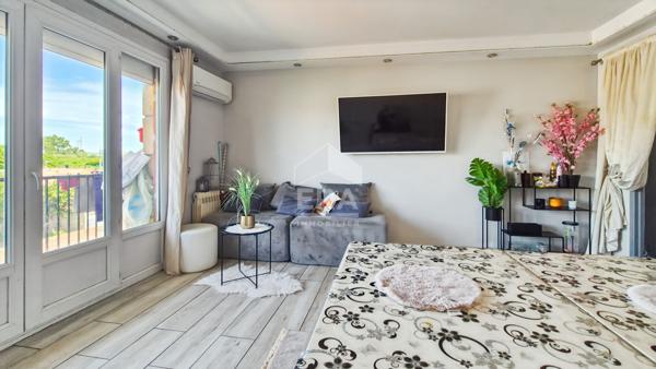 TARASCON - Appartement T3 2 chambres, balcon et cave