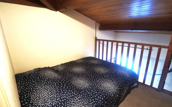 Appartement à louer    2 pièces •  Bordeaux