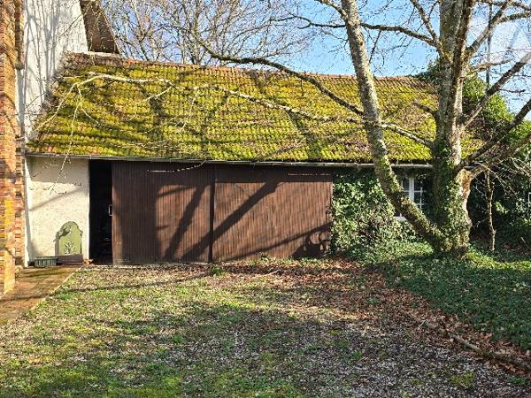 Maison de caractère 486 m² – 9 pièces – Terrain 3 500 m² – CERISIERS (89)