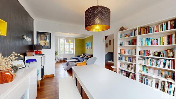 Maison 6 pièces de 142 m² à Plozévet (29710)