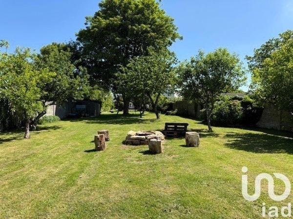 Maison 6 pièces de 142 m² à Plozévet (29710)