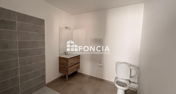 Location Appartement 2 pièces 37.33 m² - Morières-lès-avignon 84310