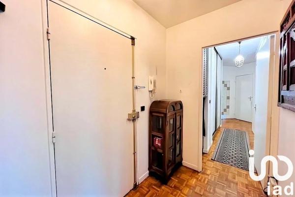 Appartement 3 pièces de 76 m² à Suresnes (92150)