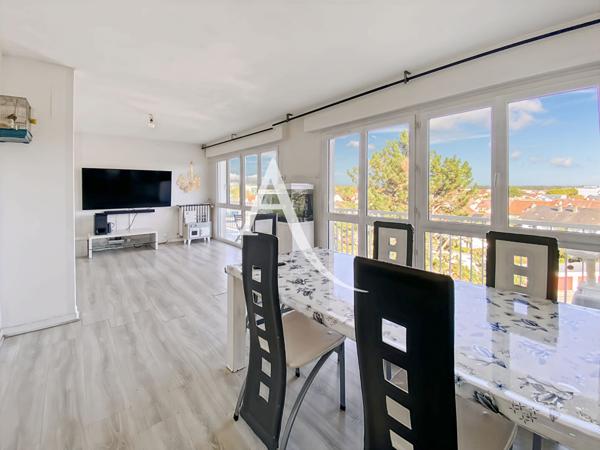 Appartement Bois D Arcy 4/5 pièce(s) 79 m2
