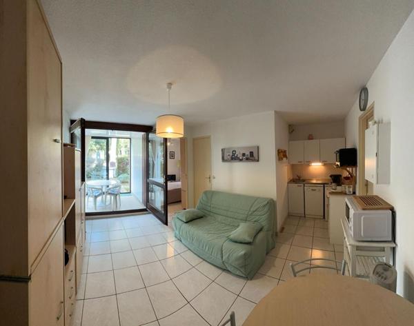 Appartement RDJ  2 pièce(s) 33 m2