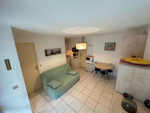 Appartement RDJ  2 pièce(s) 33 m2