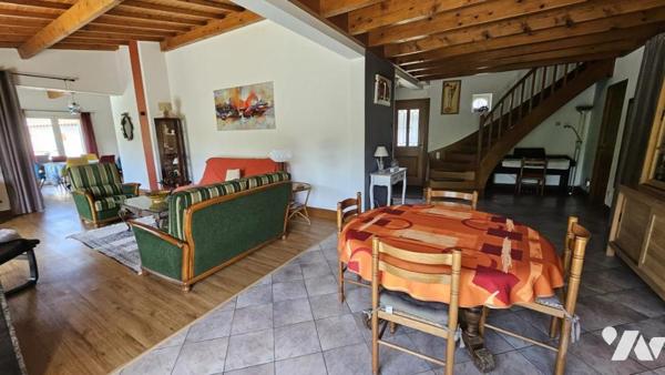 A vendre à VALENCE-EN-POITOU, PAYRE Propriété avec maison familiale, dépendance habitable et piscine