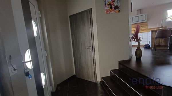 WITTELSHEIM – MAISON 160 m² EN LISIÈRE DE FORÊT – PISCINE, JACUZZI & 2 GARAGES INDÉPENDANTS