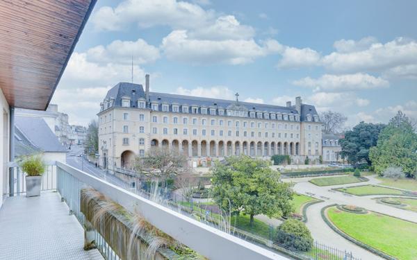 Appartement à vendre    3 pièces • 77 m2 Rennes