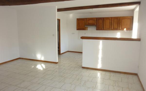 Appartement à louer    4 pièces • 107,49 m2 Mauregny-en-Haye