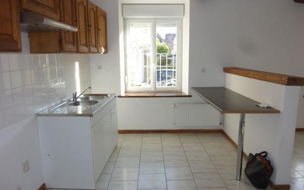 Appartement à louer    4 pièces • 107,49 m2 Mauregny-en-Haye