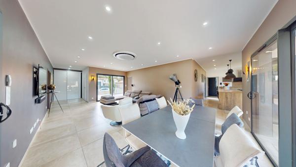 Maison Moderne à Palaja, à proximité de Carcassonne avec piscine