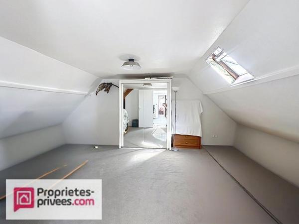 maison de ville à Pont L'Evêque de 125 m²