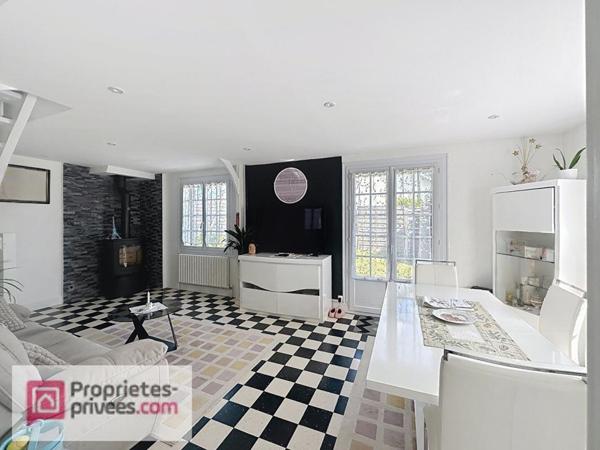 maison de ville à Pont L'Evêque de 125 m²
