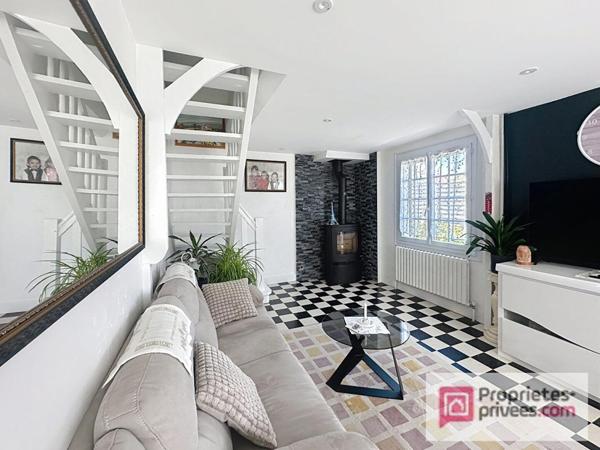 maison de ville à Pont L'Evêque de 125 m²