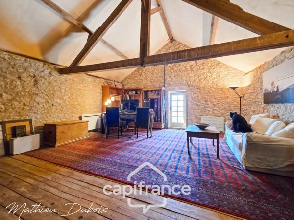 Manoir avec vue dominante au cœur du Périgord Pourpre