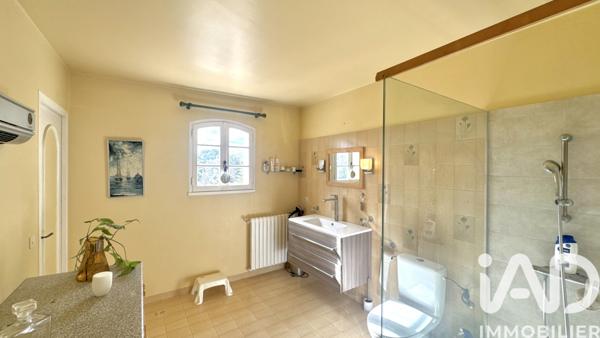 Maison à vendre 8 pièces 199 m² Bourg-Saint-Andéol