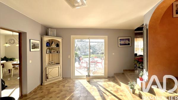 Maison à vendre 8 pièces 199 m² Bourg-Saint-Andéol