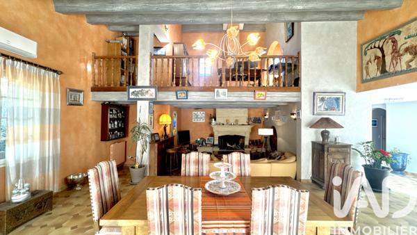 Maison à vendre 8 pièces 199 m² Bourg-Saint-Andéol