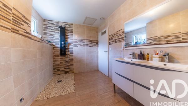 Maison à vendre 5 pièces 178 m² Chabeuil