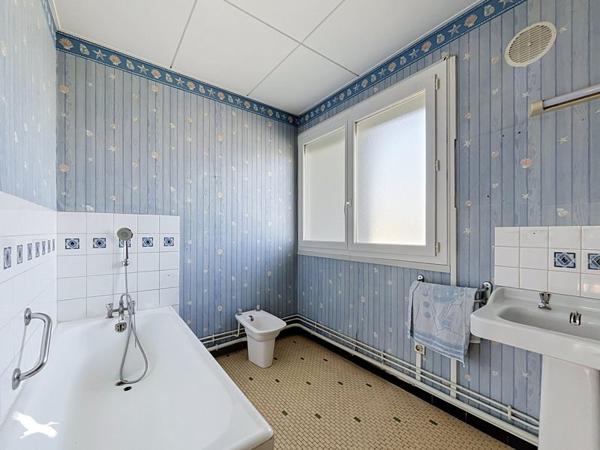 Maison à vendre 301 815 € Le Haillan 6 p 105 m² DPE D