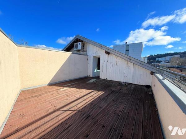 GRAND APPARTEMENT CENTRE VILLE AVEC TERRASSE