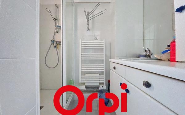 Appartement à vendre    3 pièces • 47,50 m2 Bandol