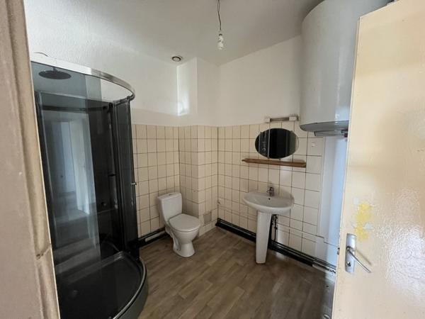 Maison à vendre |  Ruffec |  9 pièces | 213 m²