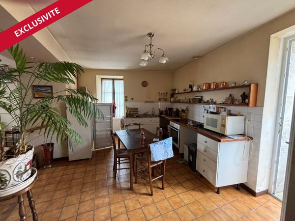 Maison Valence En Poitou