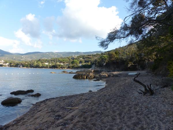 Coti-Chiavari Propriété les Pieds dans l'eau de Type 130M² vue mer