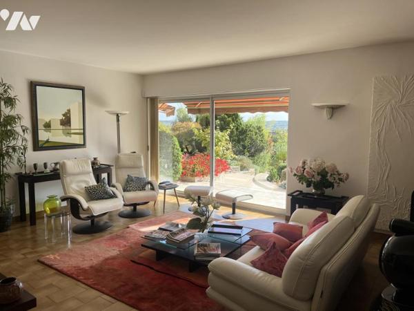 À vendre – Propriété de standing aux portes de Dole