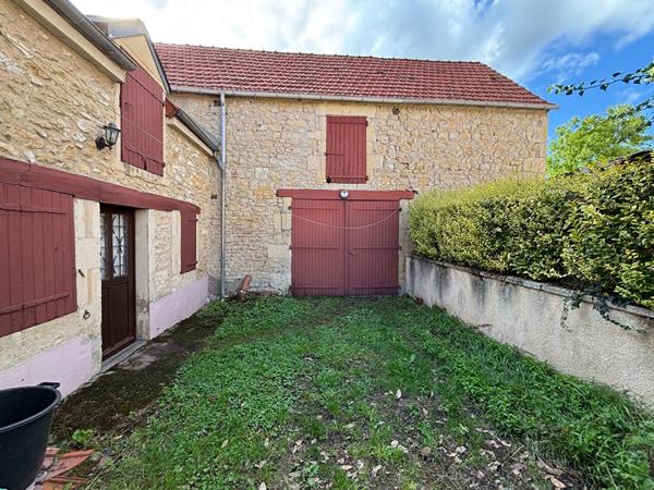 EN VENTE - GERMIGNY-SUR-LOIRE - 2 H PARIS - MAISON ANCIENNE + HANGAR