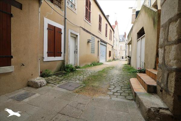 Immeuble à vendre |  Bourges |  150 m²