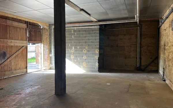 Maison à vendre    4 pièces • 80 m2 Saint-Étienne-de-Saint-Geoirs