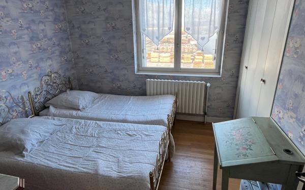 Maison à vendre    4 pièces • 80 m2 Saint-Étienne-de-Saint-Geoirs