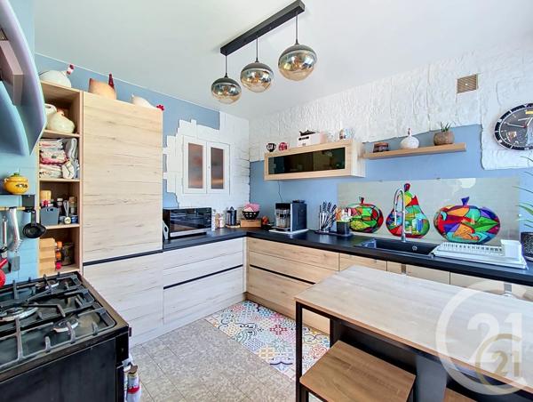 Maison à vendre  5 pièces - 90,50 m 2   MONTBELIARD  - 25